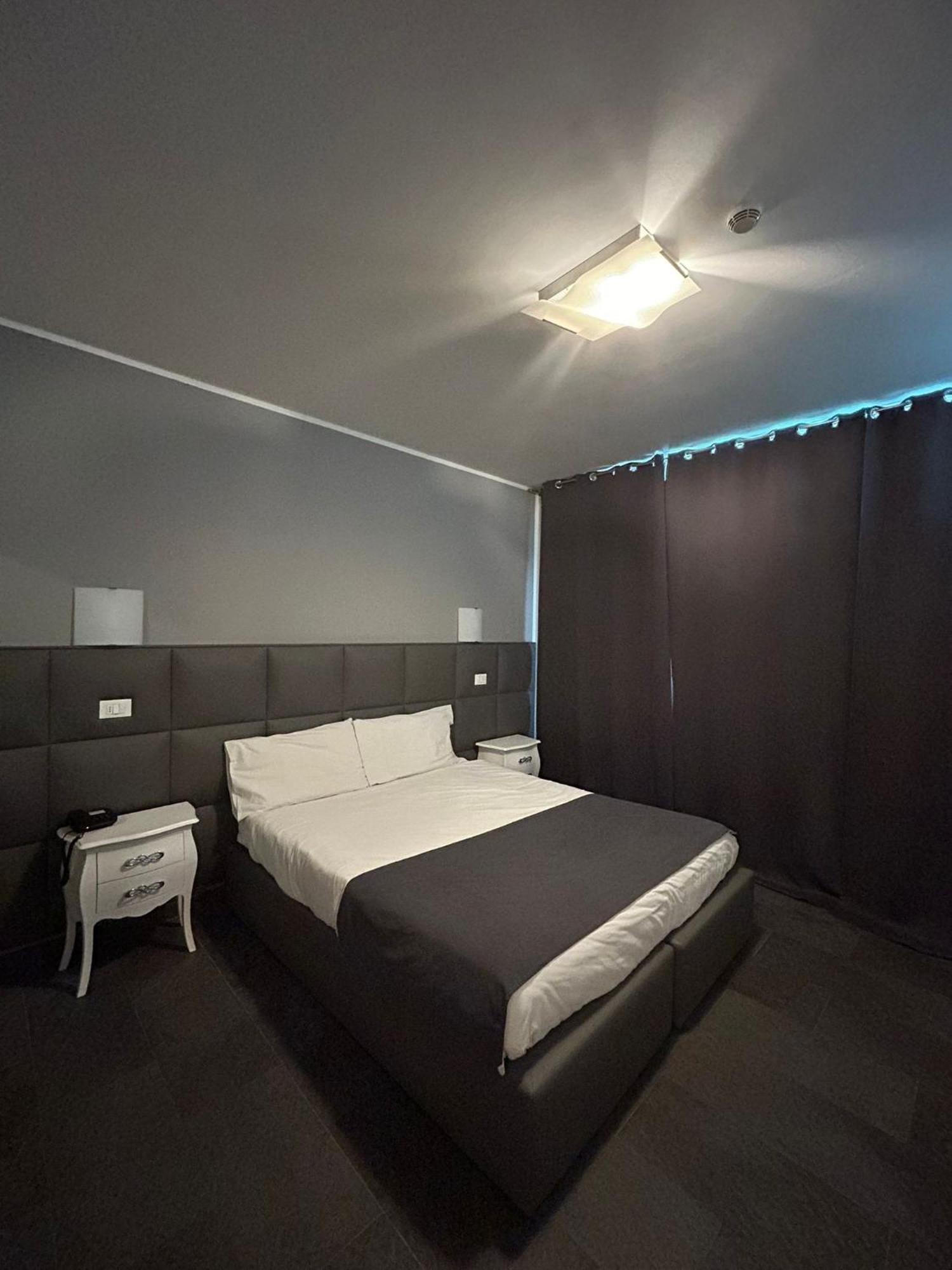 Hotel Noventa Noventa Vicentina ภายนอก รูปภาพ