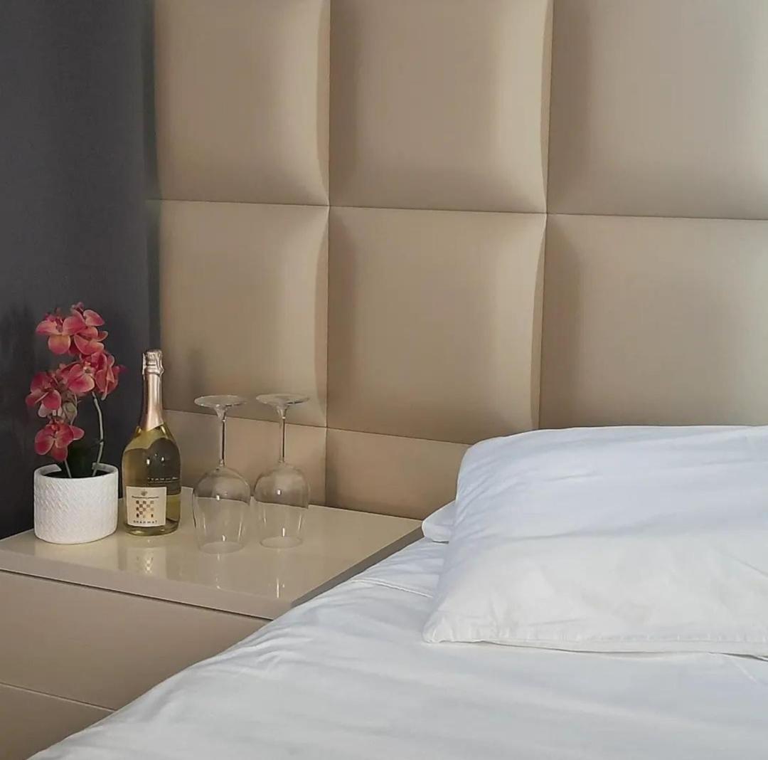 Hotel Noventa Noventa Vicentina ภายนอก รูปภาพ